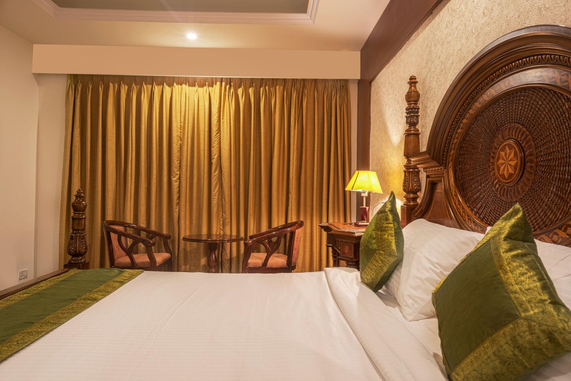 Treebo Trend Grand Plaza Nampally 하이데라바드 외부 사진