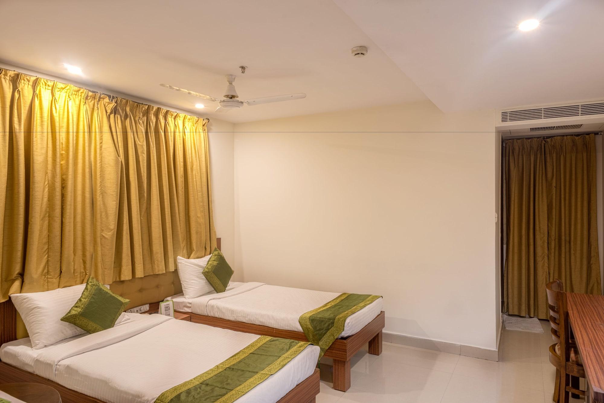 Treebo Trend Grand Plaza Nampally 하이데라바드 외부 사진