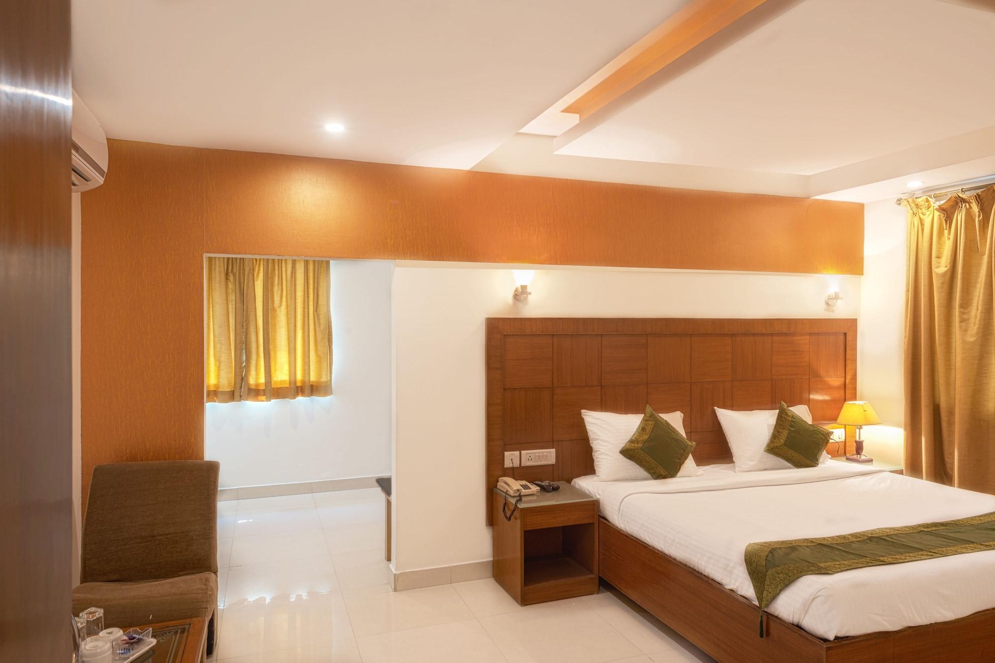 Treebo Trend Grand Plaza Nampally 하이데라바드 외부 사진