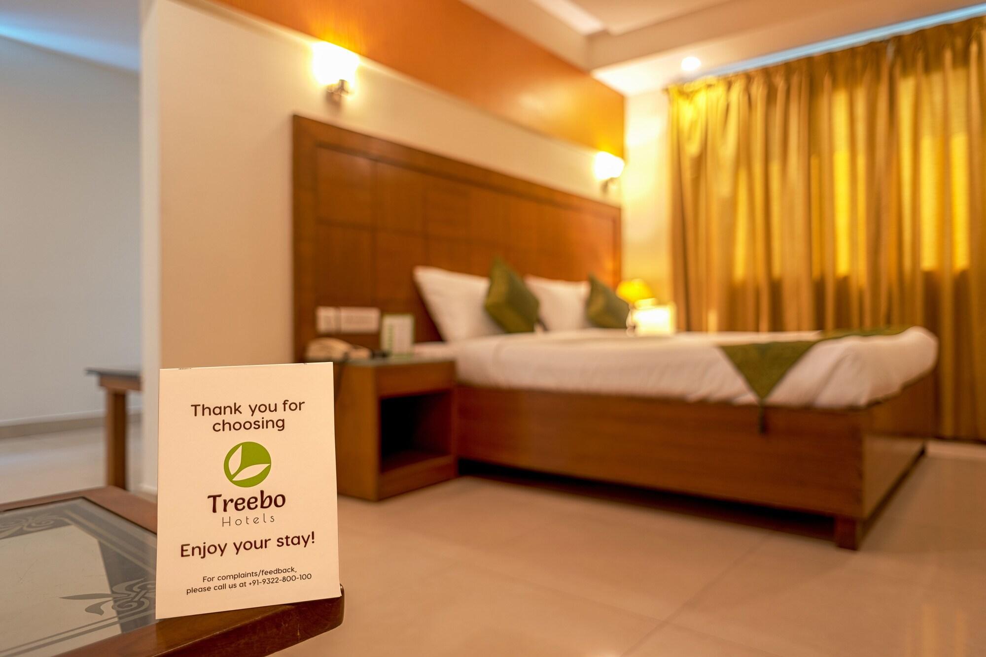 Treebo Trend Grand Plaza Nampally 하이데라바드 외부 사진