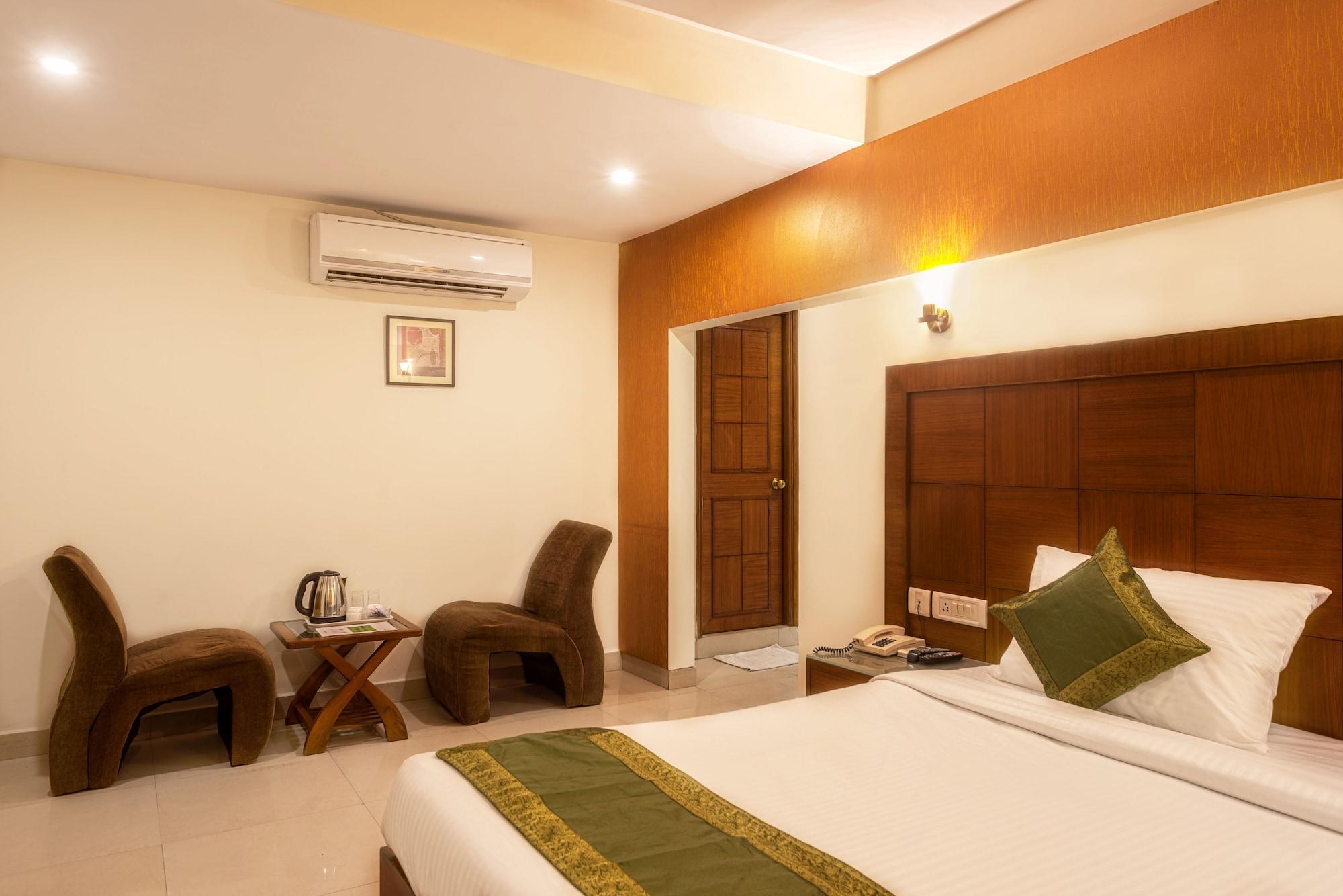 Treebo Trend Grand Plaza Nampally 하이데라바드 외부 사진