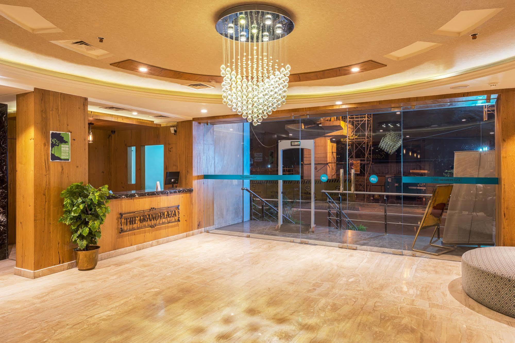 Treebo Trend Grand Plaza Nampally 하이데라바드 외부 사진