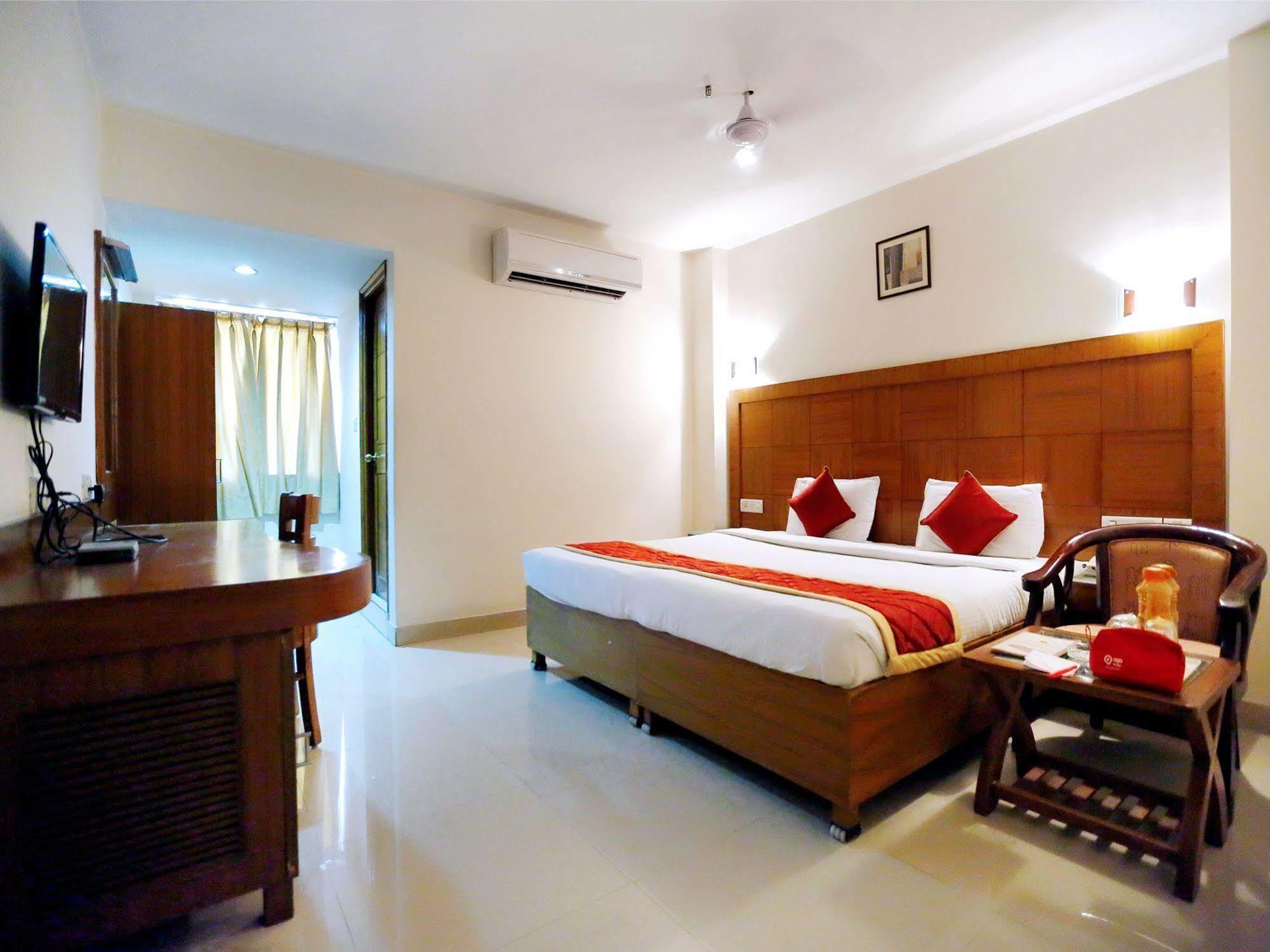 Treebo Trend Grand Plaza Nampally 하이데라바드 외부 사진